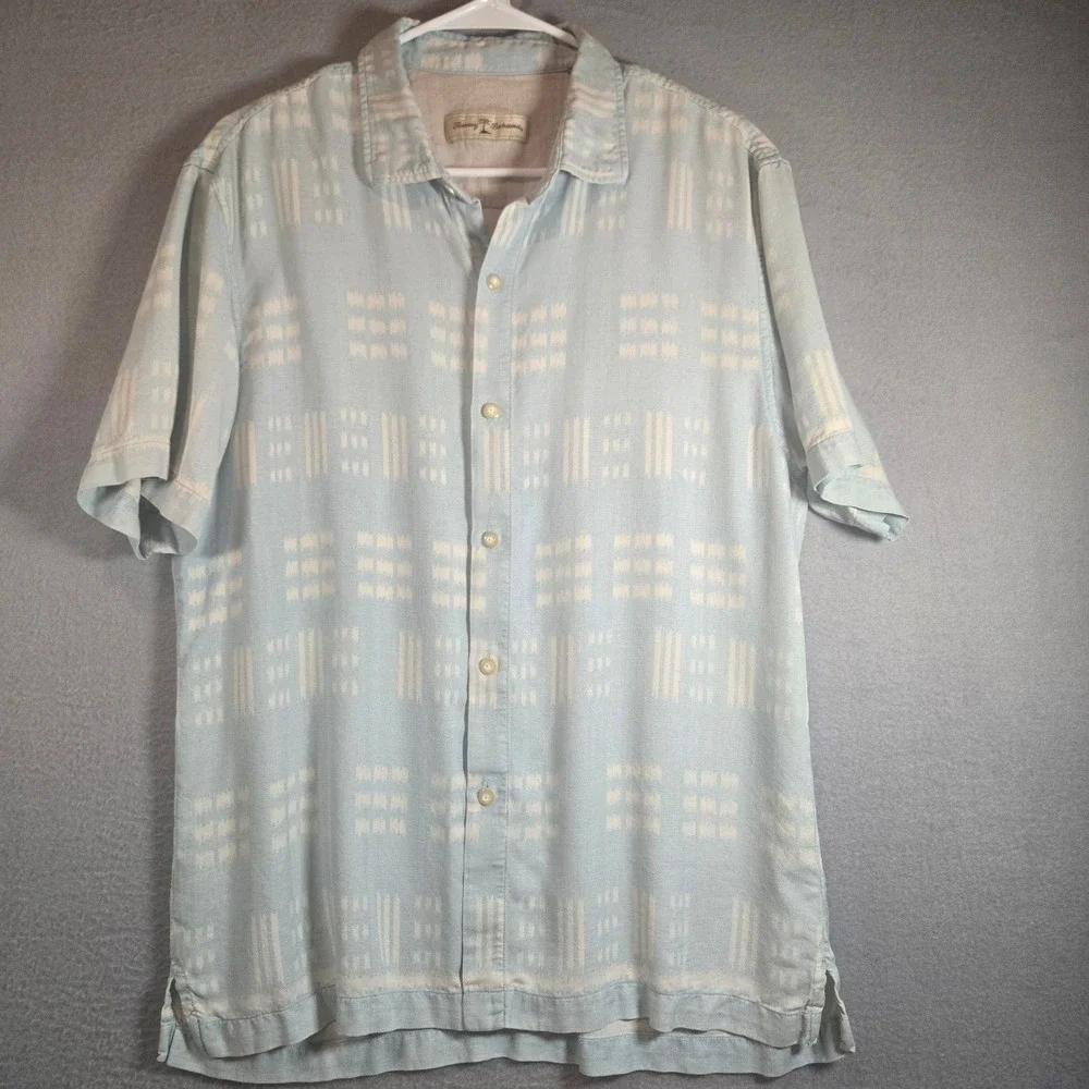 Tommy Bahama Shirt Mens‎ Large 100% Silk Blue Ikat Short Sleeve Button Down